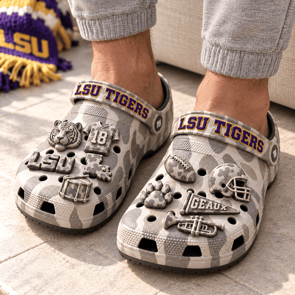 LSU Premium Deer Camo Charm Clog PTKL
